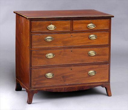 Appraisal: NEW ENGLAND FEDERAL MAHOGANY HEPPLEWHITE CHEST OF DRAWERS The rectangular