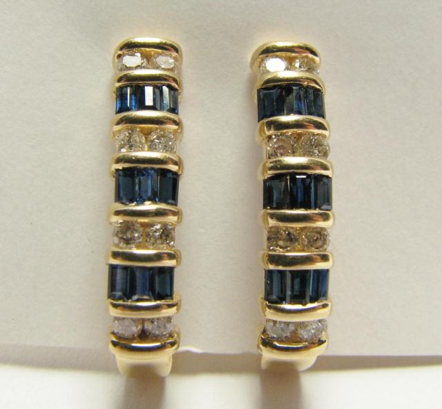 Appraisal: Lady's pierced k yellow gold earrings with round brilliant diamonds