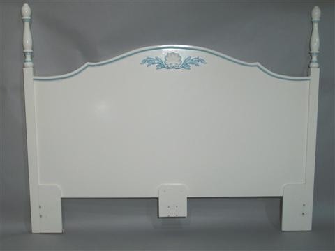 Appraisal: DOROTHY DRAPER STYLE BLUE WHITE BED The white painted king