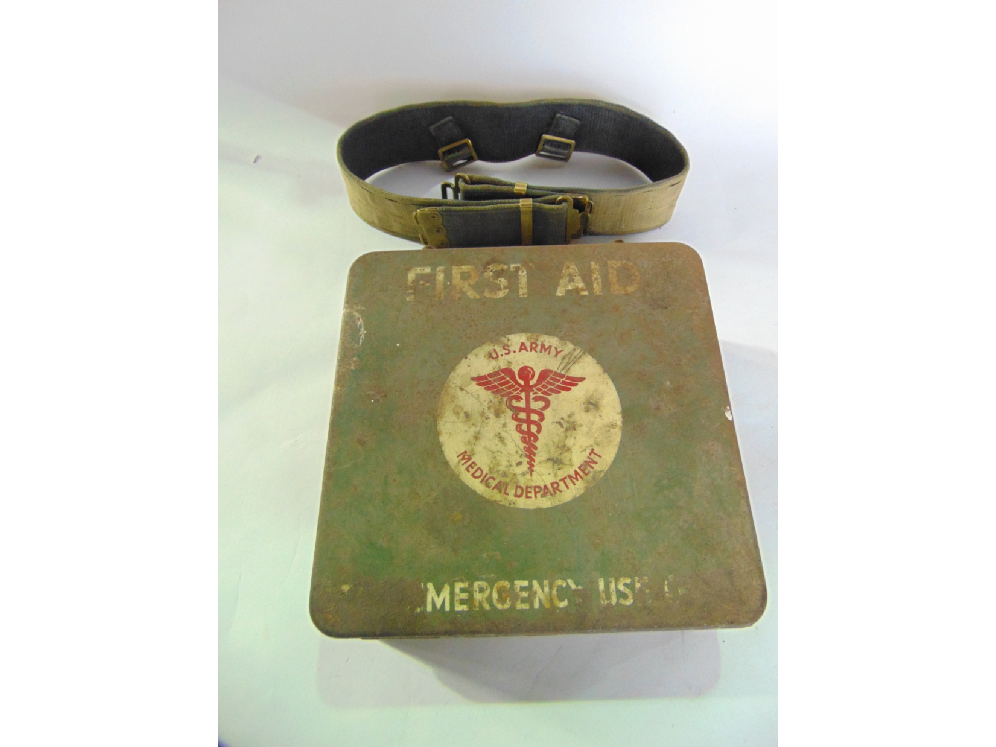 Appraisal: A WWII period US Army medical department emergency first aid