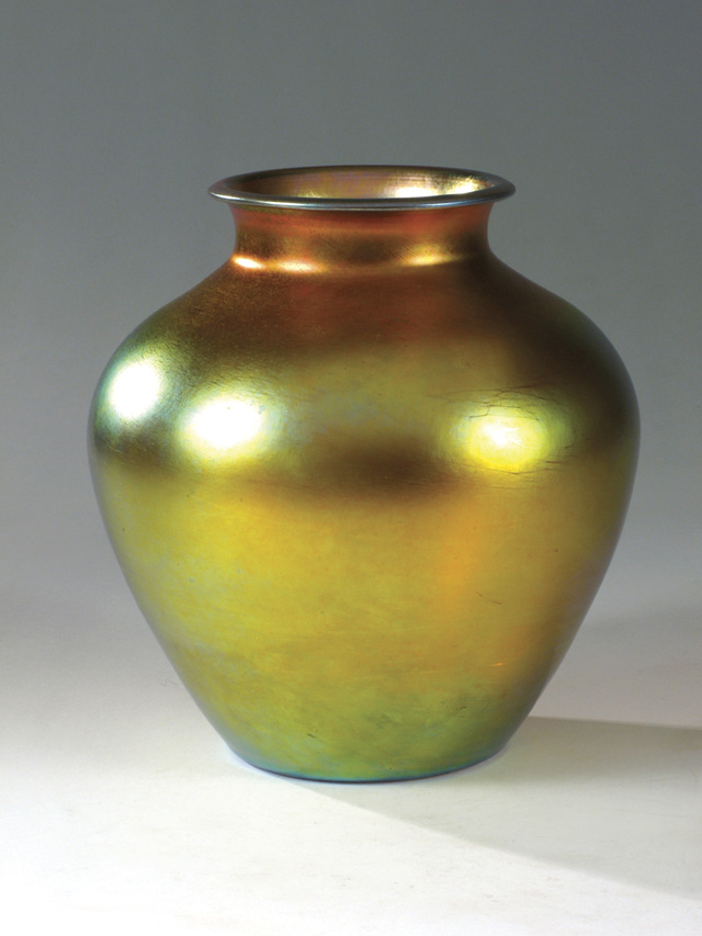 Appraisal: STEUBEN AURENE ART GLASS VASE gold iridescent with blue and