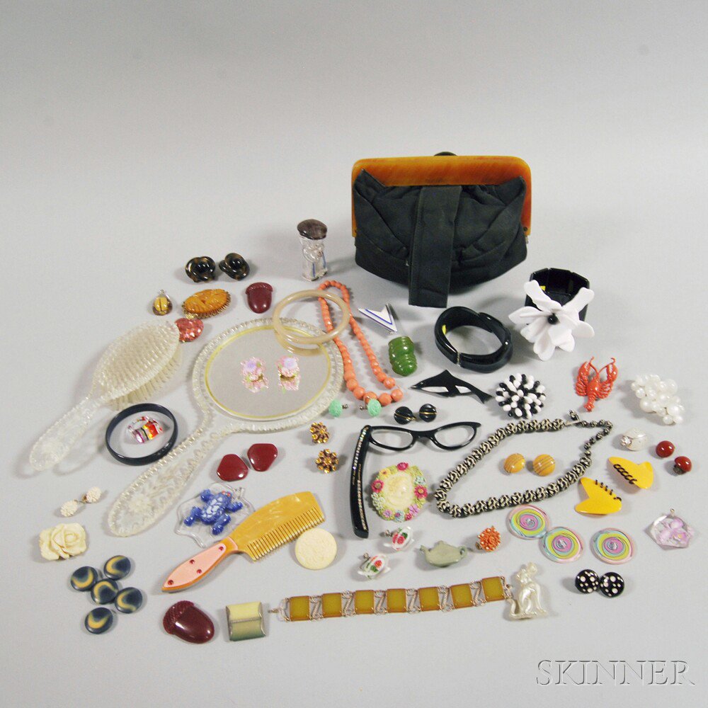 Appraisal: Group of Mostly Lucite and Bakelite Jewelry and Accessories including