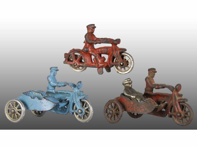 Appraisal: Lot of Cast Iron Motorcycle Toys with Sideca Description Hubley