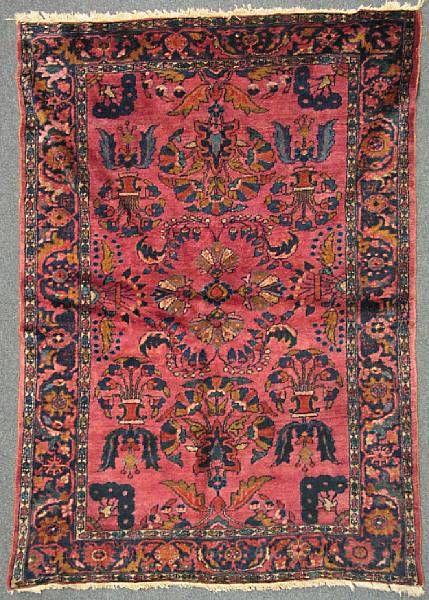 Appraisal: A Lilihan rug size approximately ft in x ft in