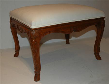 Appraisal: Louis XV Style Carved Walnut Footstool Estimate nbsp nbsp nbsp