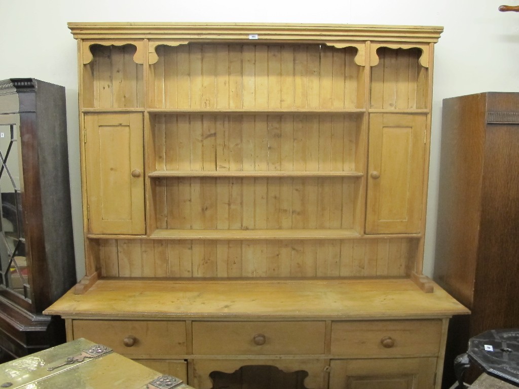 Appraisal: Pine kitchen dresser