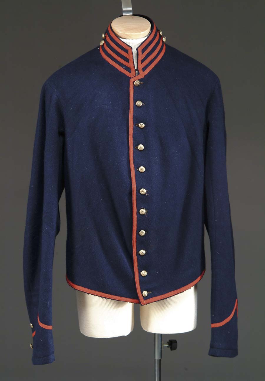 Appraisal: UNION CIVIL WAR ARTILLERY SHELL JACKET Standard single-breasted dark blue