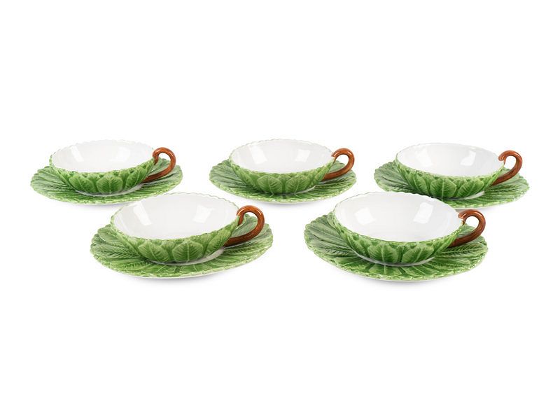 Appraisal: Italian Mottahedeh Musee des Arts Decoratifs Paris Leaf Cups and