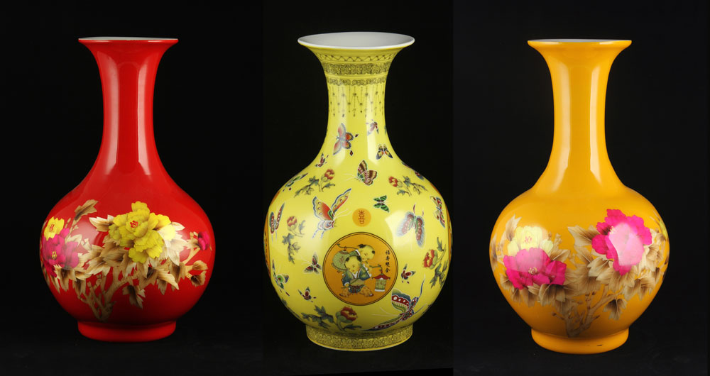 Appraisal: - th C Chinese Vases Lot of three th century