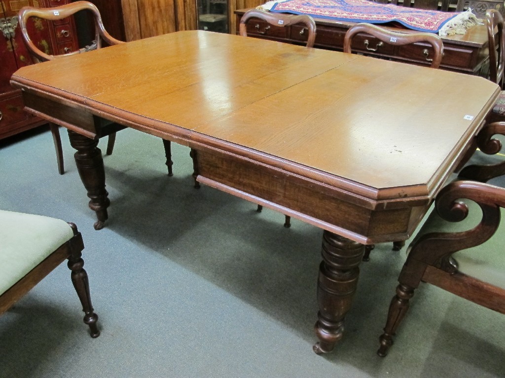 Appraisal: Victorian oak telescope table