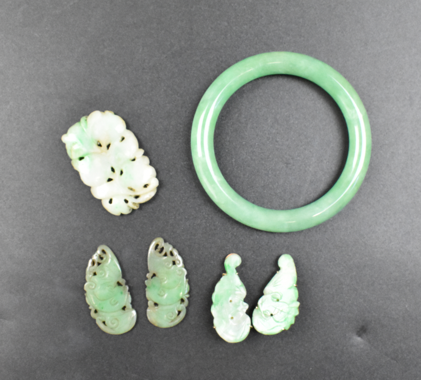 Appraisal: group of Chinese jadeite pieces including bat shaped piece one