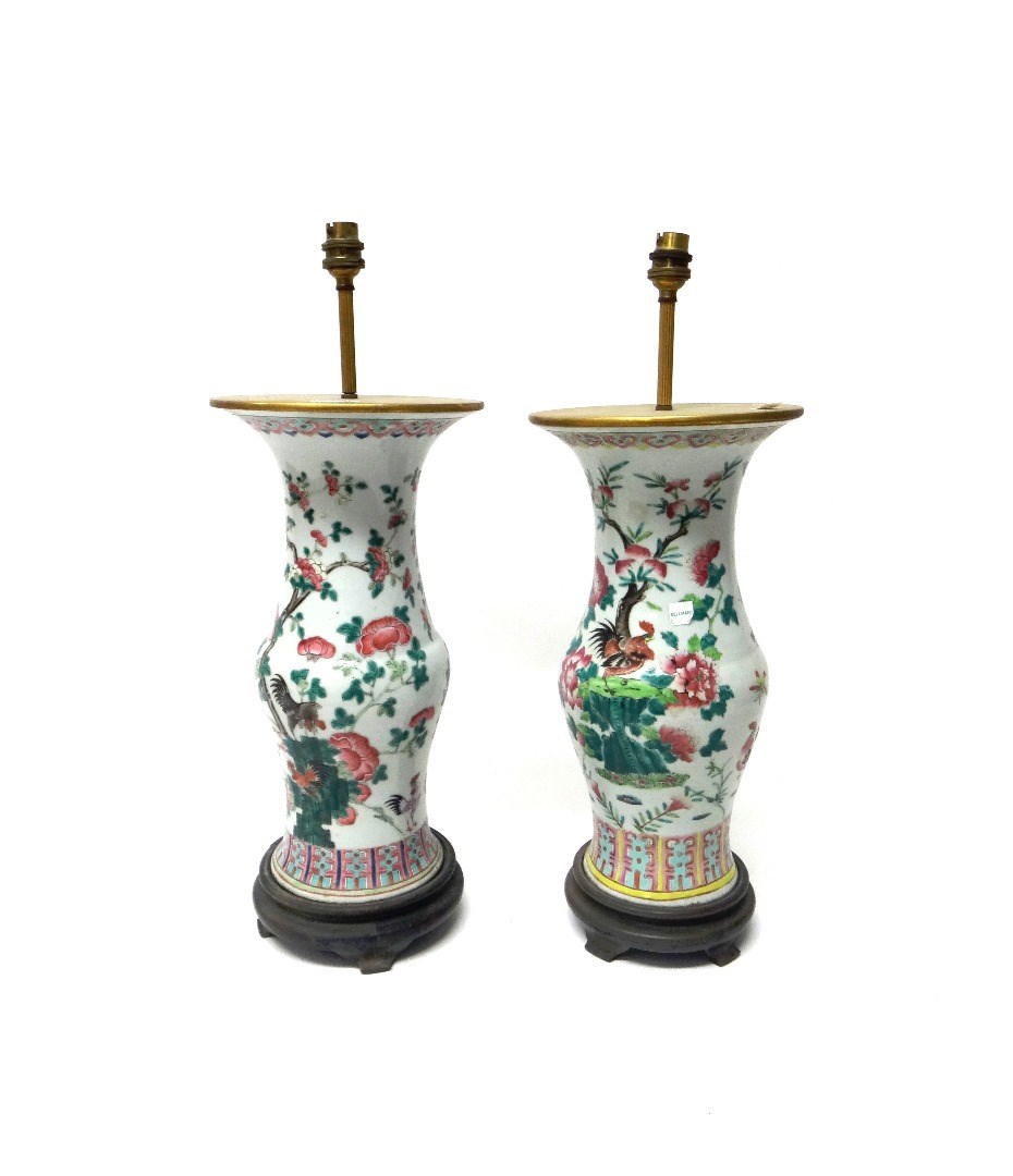 Appraisal: A near pair of Chinese famille-rose porcelain vases circa of