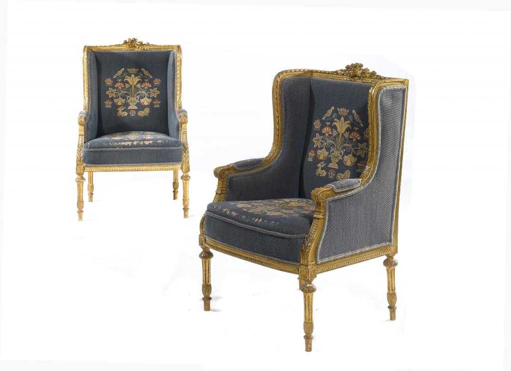 Appraisal: A PAIR OF FRENCH GILTWOOD BERG RES in Louis XVI