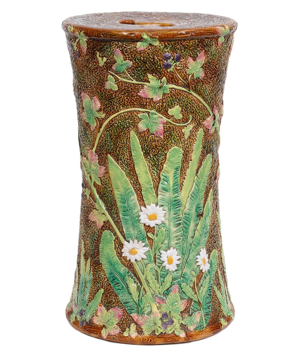 Appraisal: GEORGE JONES SONS MAJOLICA GARDEN SEATGeorge Jones Sons majolica garden