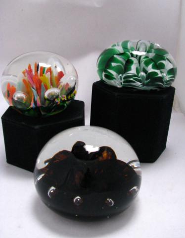 Appraisal: Three St Clair Paperweights including Maude and Bob green and