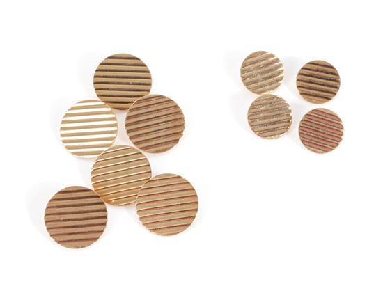 Appraisal: Vintage Avedon gold button set K gold striped design six