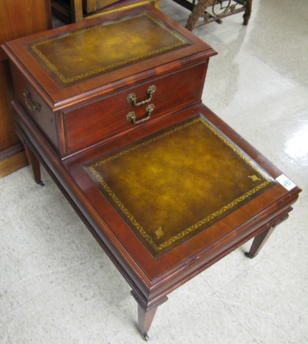 Appraisal: THREE FEDERAL STYLE MAHOGANY LIVING ROOM TABLES American mid th