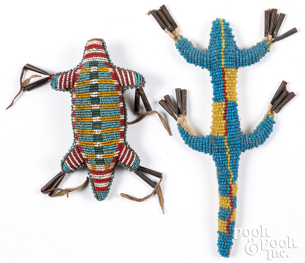 Appraisal: Two Native American Indian beaded fetish lizards Two Native American