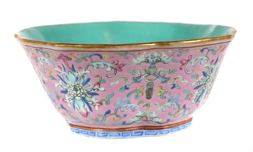 Appraisal: Chinese famille rose ceramic bowl with green turquoise glazed interior