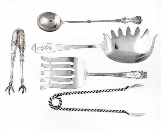 Appraisal: American sterling serving pieces various patterns and makers comprising macaroni