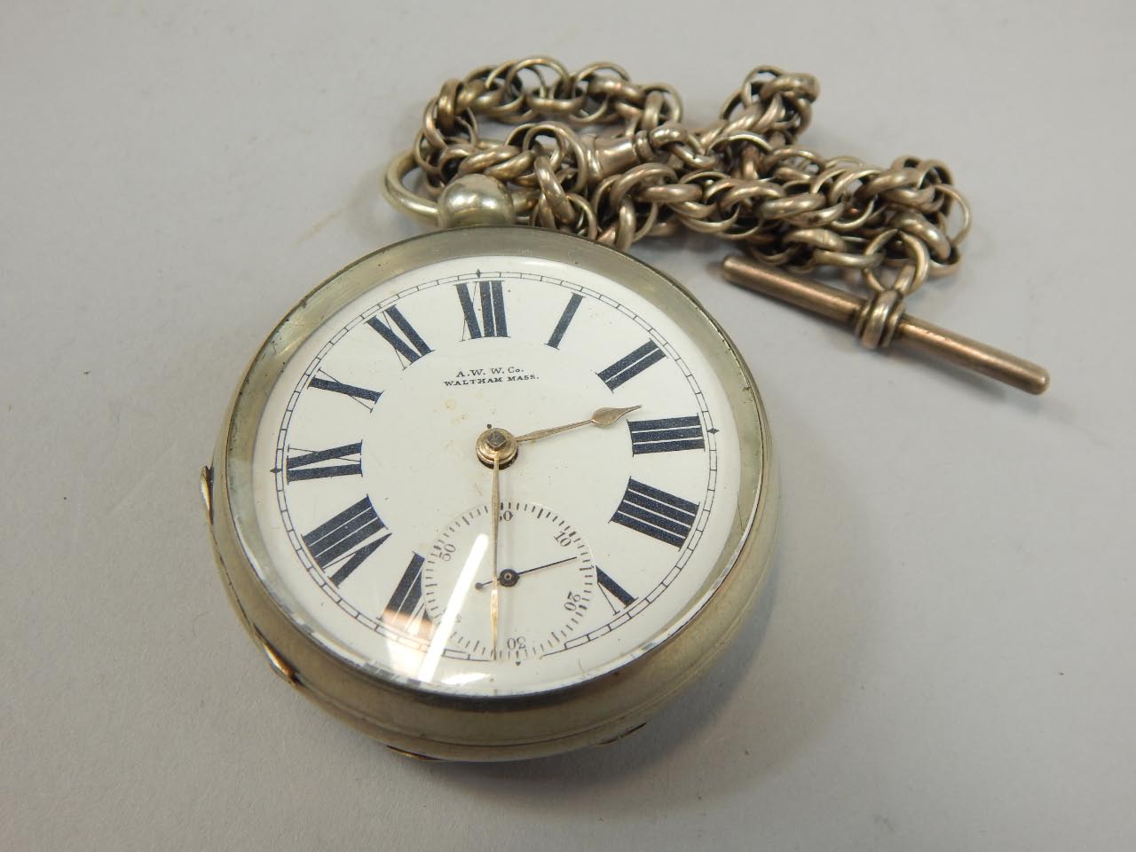 Appraisal: A thC gentleman's Waltham open faced pocket watch the cm