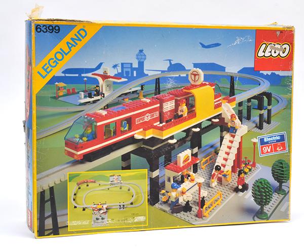 Appraisal: LEGOLAND ELECTRIC SYSTEM CONSISTS OF TRACK MONORAIL FIGURES AND BURGER