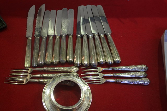 Appraisal: A SILVER DECANTER COLLAR together with a set of fruit