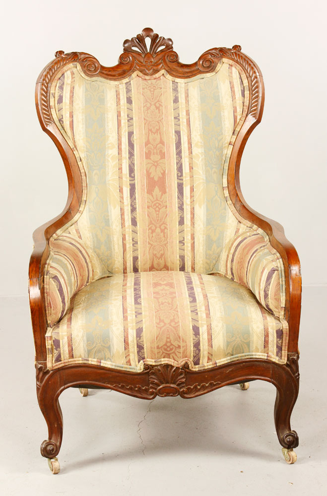 Appraisal: - th C Victorian Rosewood Armchair th century Victorian armchair