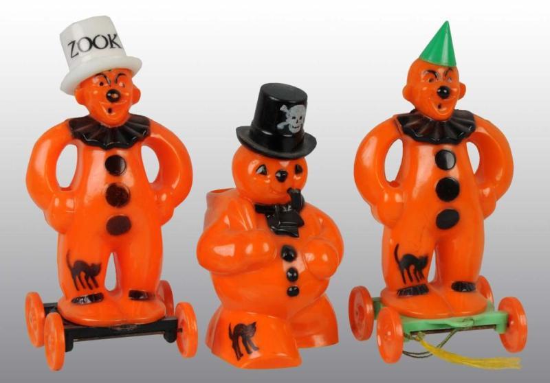 Appraisal: Lot of Plastic Halloween Toys Description Includes a snowman and