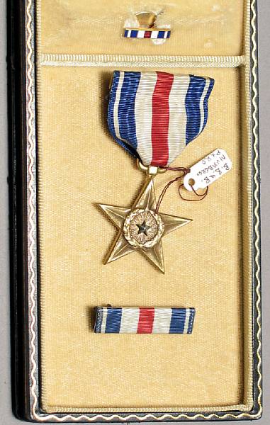 Appraisal: A World War U S Navy issue Silver Star medal