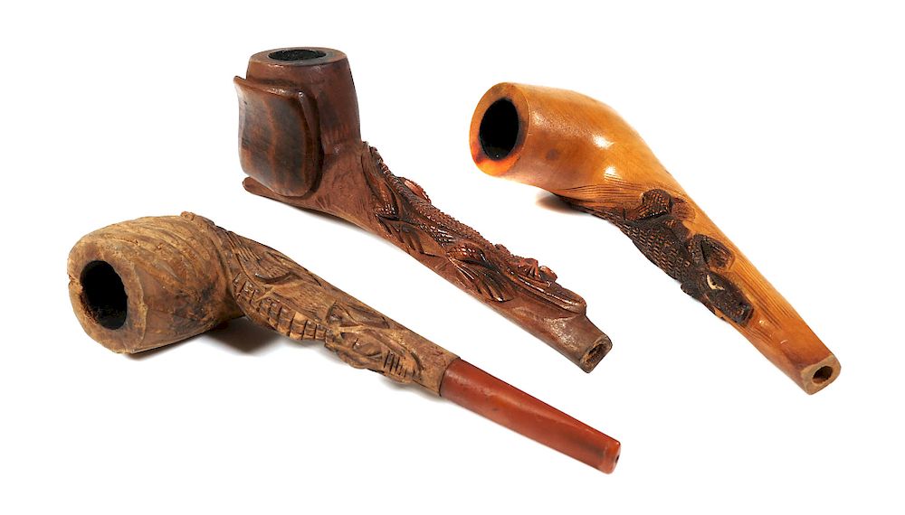 Appraisal: FLORIDA Alligator Carved Tobacco Pipes Three vintage carved figural alligator