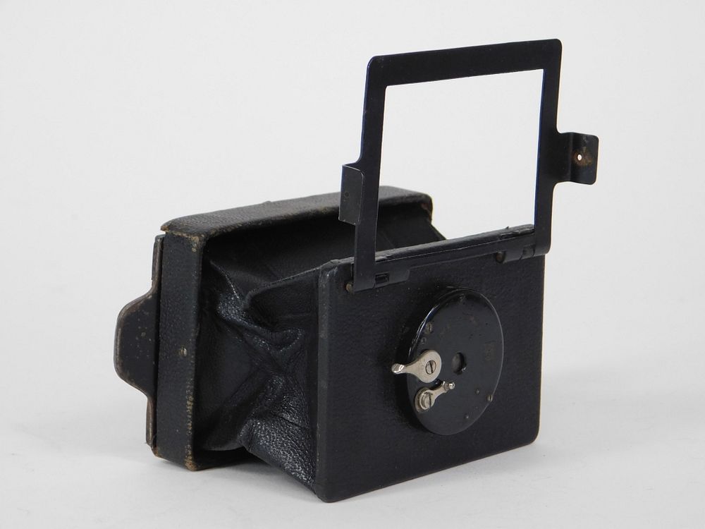 Appraisal: Ernemann Liliput x Strut Folding Camera Ernemann Liliput x Strut