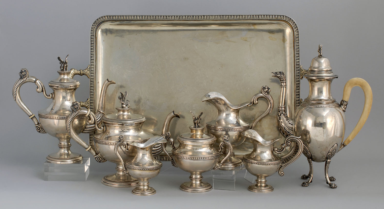 Appraisal: EIGHT-PIECE ASSEMBLED FINE SILVER TEA SERVICE Early th CenturyIncludes a