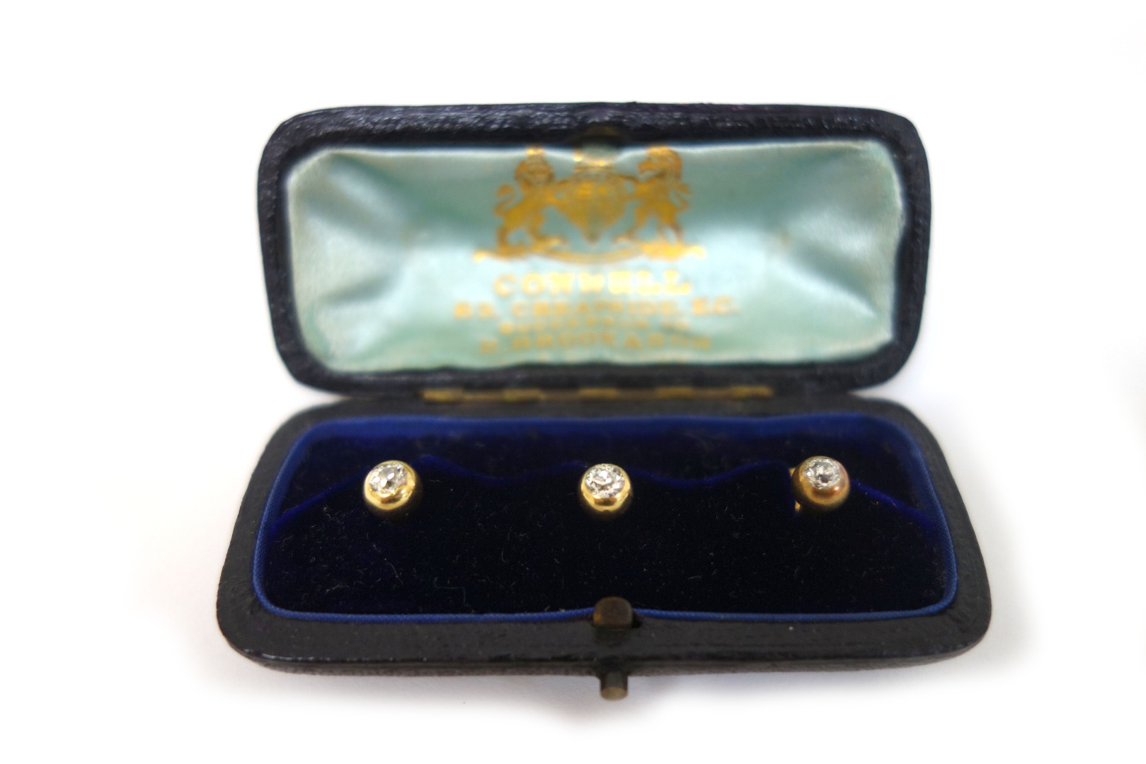 Appraisal: A set of three late Victorian gold and old-cut diamond