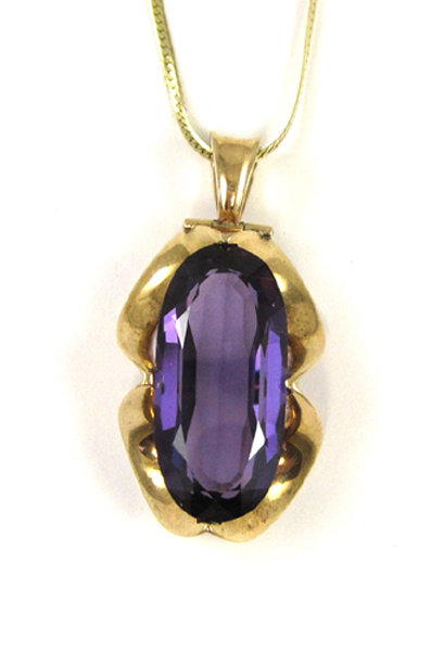 Appraisal: SYNTHETIC COLOR CHANGE SAPPHIRE PENDANT NECKLACE suspended on a inch