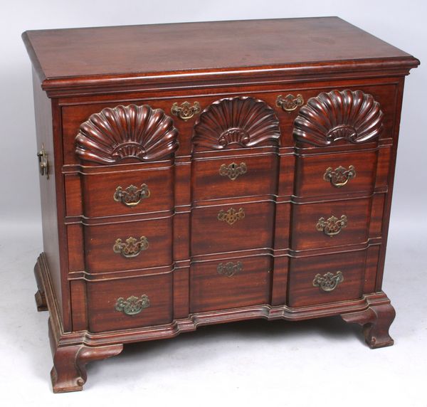 Appraisal: th Century Goddard-Townsend style block front mahogany four drawer chest