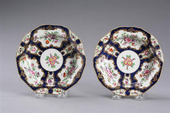 Appraisal: PAIR OF DISHES Dr Wall English mid th century porcelain