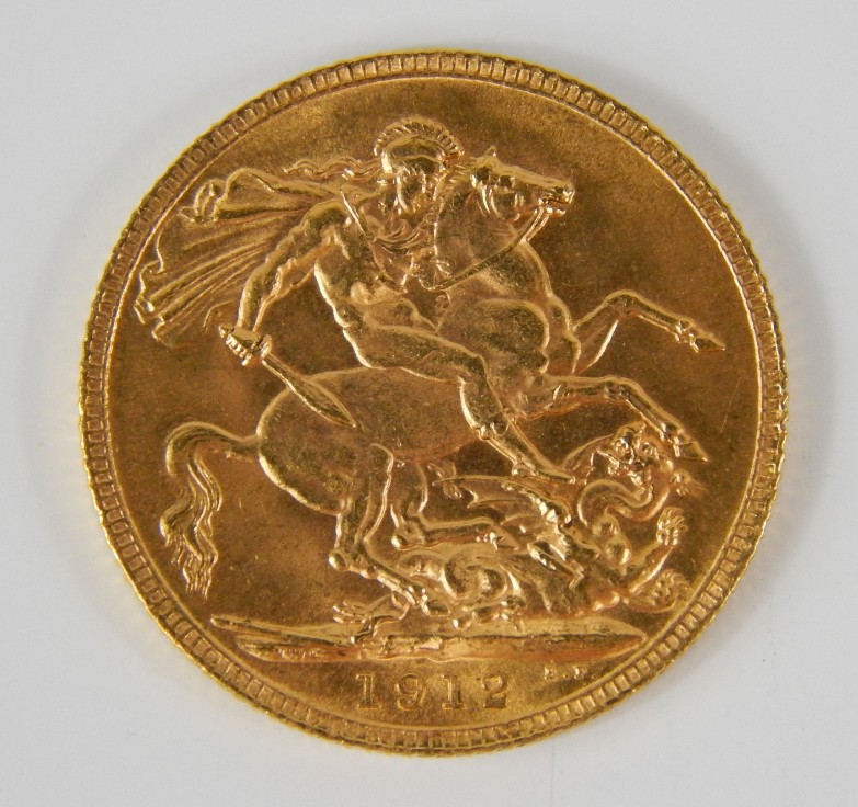 Appraisal: A George V gold sovereign