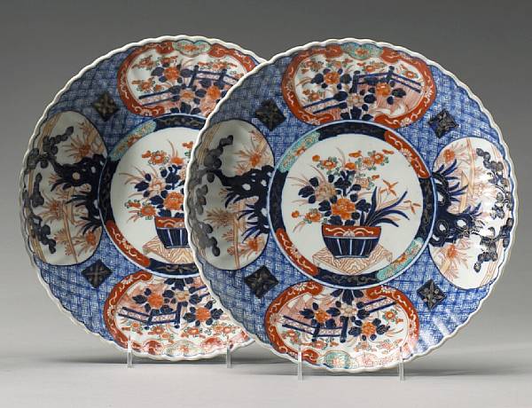 Appraisal: A pair of Imari porcelain scalloped rim plates Meiji Taisho