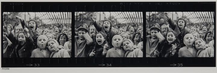 Appraisal: EISENSTAEDT ALFRED - Children at Puppet Theatre Paris Gelatin silver