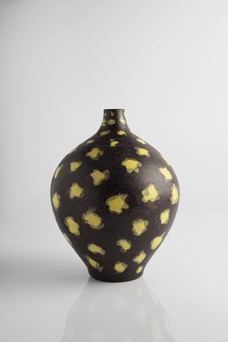 Appraisal: Geoffrey Eastop British - Vasepainted black and yellow slippainted potter's