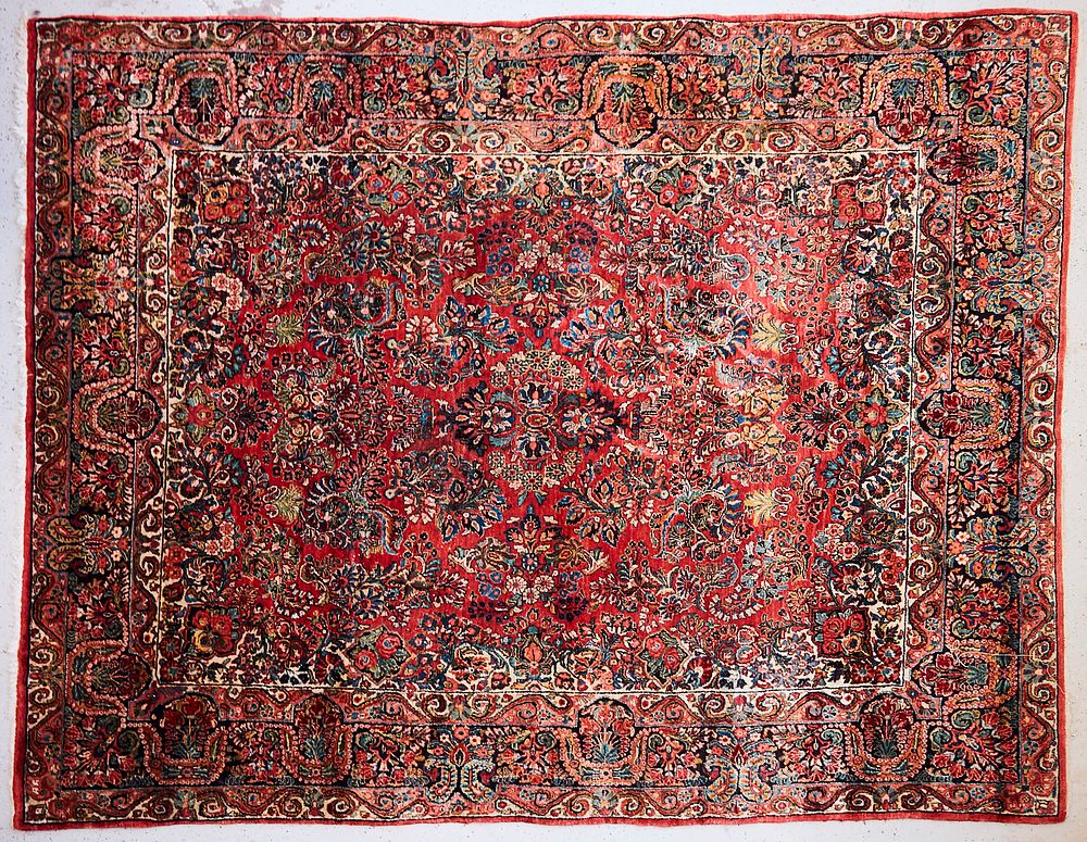 Appraisal: Persian Sarouk Rug Carpet ca Large Persian Sarouk rug carpet