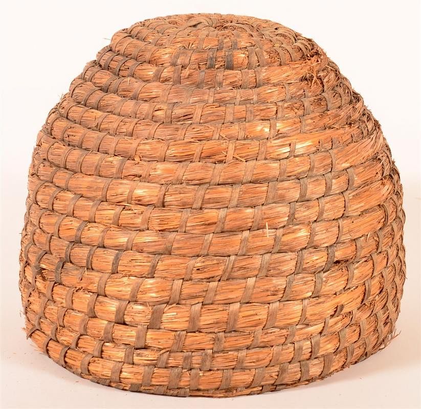 Appraisal: Antique Pennsylvania Rye Straw Coil Bee Skep Antique Pennsylvania Rye