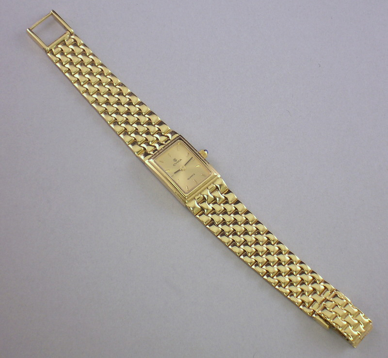 Appraisal: kt Gold Lady's Cyma Wristwatch