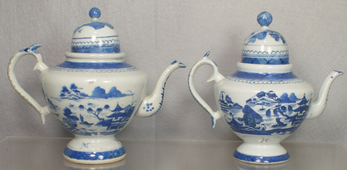 Appraisal: Chinese Export porcelain Canton dome top teapots tall one with