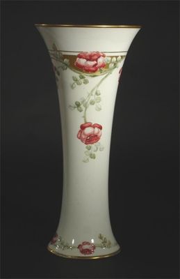 Appraisal: Rose Garland' a James Macintyre vase designed by William Moorcroft