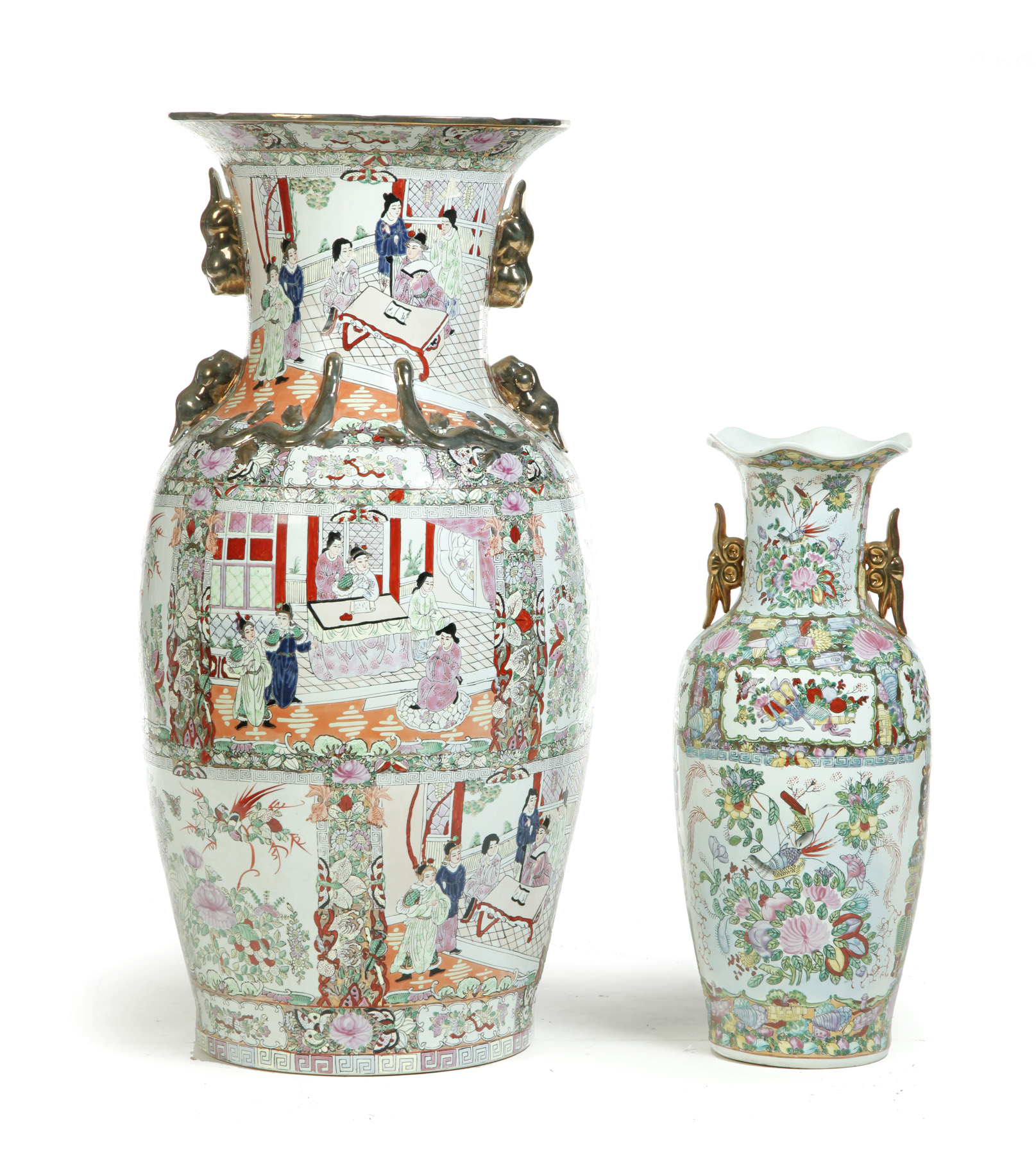 Appraisal: TWO ROSE MEDALLION VASES China late th century Both with