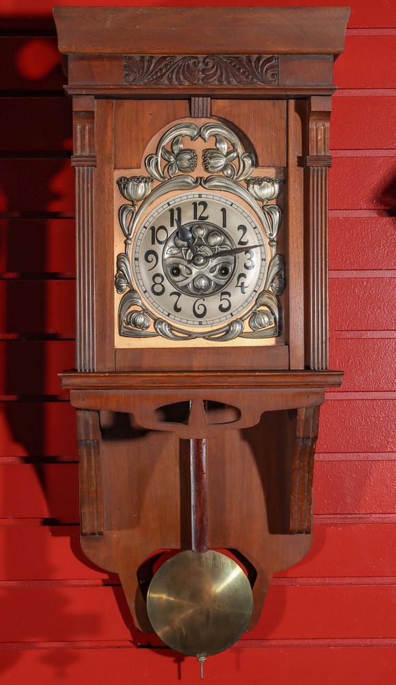 Appraisal: AN EARLY TH C GERMAN CLOCK WITH ART NOUVEAU ORNAMENT