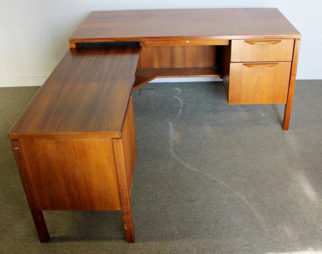 Appraisal: Midcentury Jens Risom Executive Desk L shaped desk with fitted