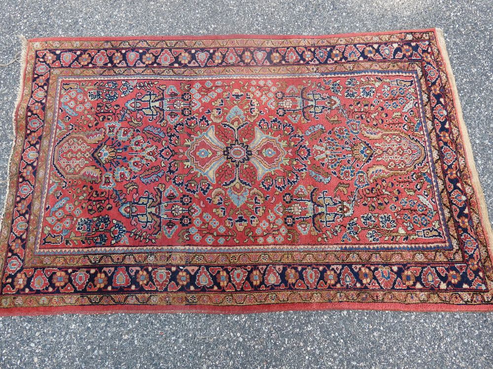 Appraisal: OLD SAROUK SCATTER RUG Old Sarouk scatter rug ft by